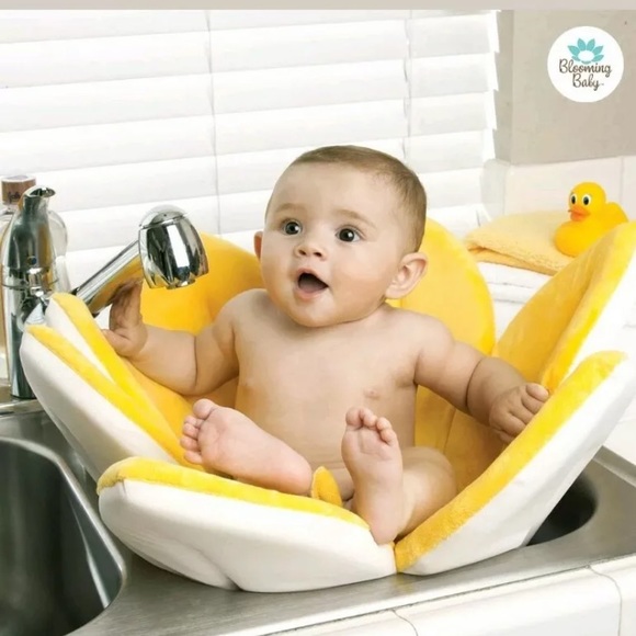 blooming flower baby bath